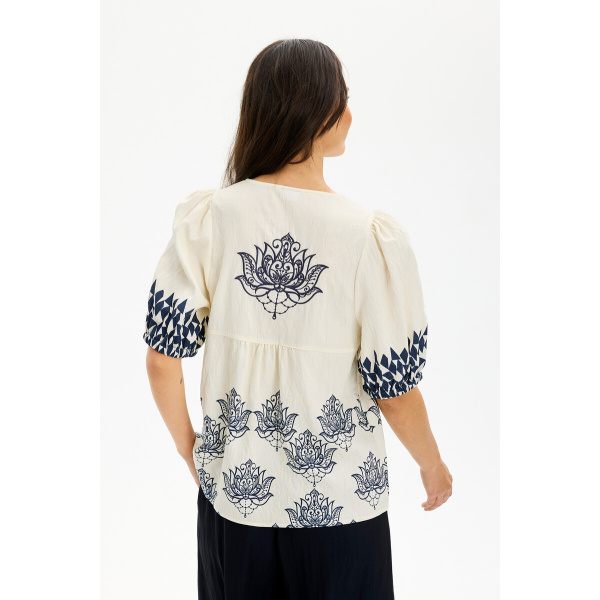 In-front Bluse Lotus